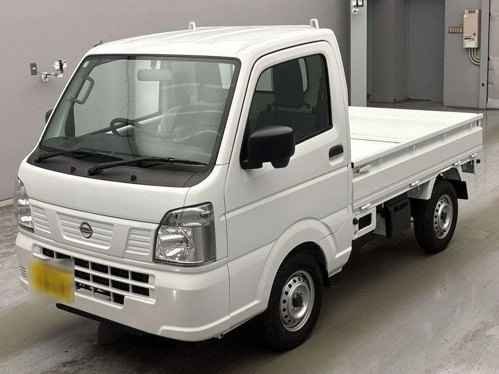 Nissan NT100 Clipper DR16T 2026